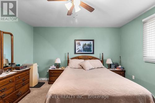 3093 Hwy 26, Springwater (Minesing), ON - Indoor Photo Showing Bedroom