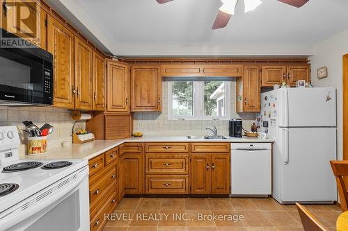 3093 Hwy 26, Springwater, ON - Indoor Photo Showing Kitchen With Double Sink