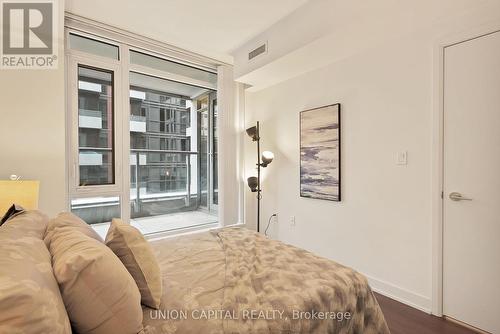 329 - 576 Front Street, Toronto, ON - Indoor Photo Showing Bedroom