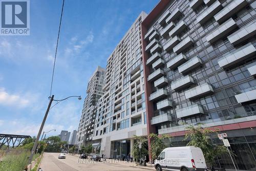 329 - 576 Front Street, Toronto, ON - Outdoor With Facade