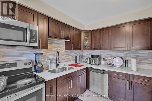 82 - 222 Pearson Street, Oshawa, ON - Indoor Photo Showing Kitchen With Double Sink