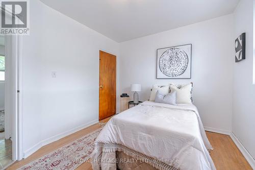 349 Frontenac Avenue, Oshawa, ON - Indoor Photo Showing Bedroom