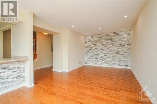 164 Sunshine Crescent, Ottawa, ON - Indoor Photo Showing Other Room