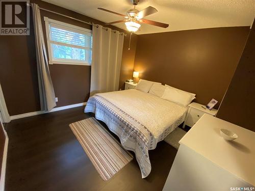 43 Buttercup Crescent Nw, Moose Jaw, SK - Indoor Photo Showing Bedroom