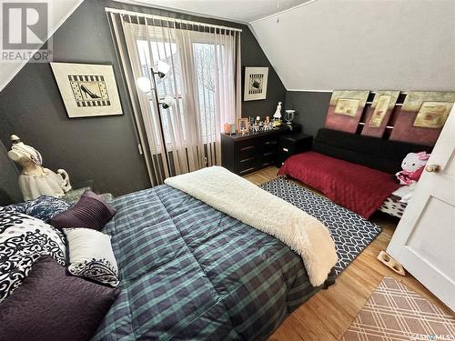 1562 Elphinstone Street, Regina, SK - Indoor Photo Showing Bedroom