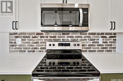 2973 Green Stone Road, Regina, SK - Indoor Photo Showing Kitchen