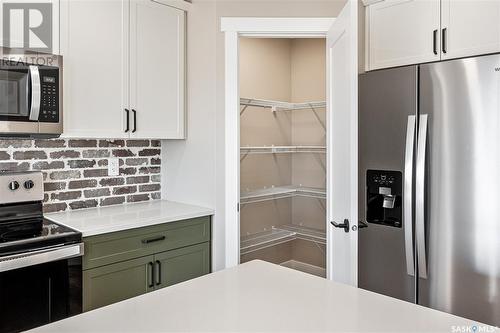 2973 Green Stone Road, Regina, SK - Indoor Photo Showing Kitchen