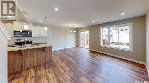 2973 Green Stone Road, Regina, SK - Indoor Photo Showing Kitchen