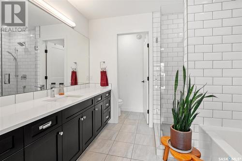 1322 Empress Avenue, Saskatoon, SK - Indoor Photo Showing Bathroom
