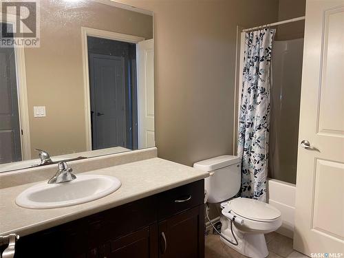 302 105 Lynd Crescent, Saskatoon, SK - Indoor Photo Showing Bathroom