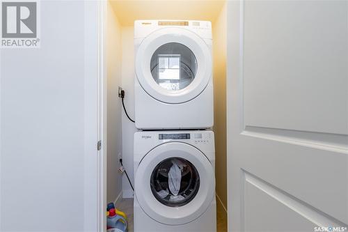 128 315 Dickson Crescent, Saskatoon, SK - Indoor Photo Showing Laundry Room