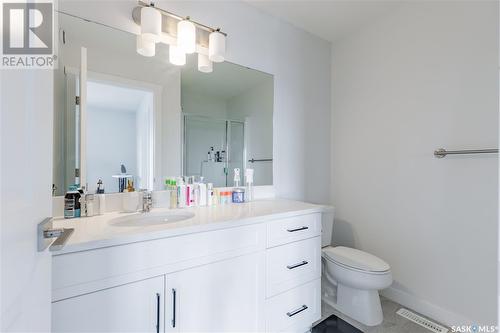 128 315 Dickson Crescent, Saskatoon, SK - Indoor Photo Showing Bathroom