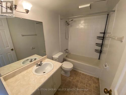 2305 - 323 Colborne Street, London, ON - Indoor Photo Showing Bathroom