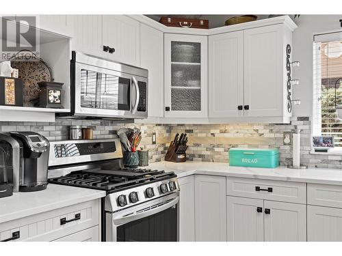 5011 5 Avenue, Vernon, BC - Indoor Photo Showing Kitchen