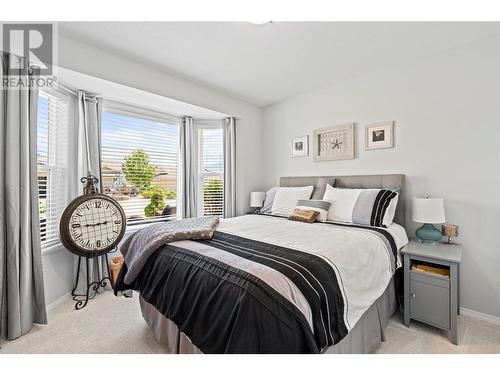 5011 5 Avenue, Vernon, BC - Indoor Photo Showing Bedroom