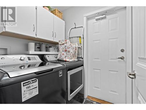 5011 5 Avenue, Vernon, BC - Indoor Photo Showing Laundry Room