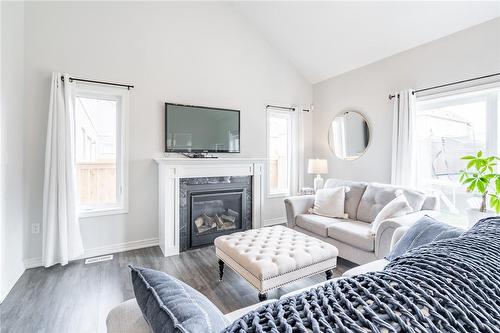 9469 Tallgrass Avenue, Niagara Falls, ON - Indoor Photo Showing Living Room With Fireplace