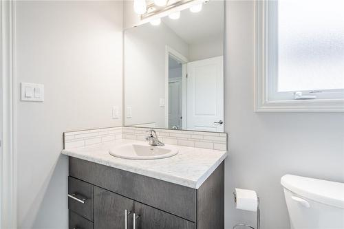 9469 Tallgrass Avenue, Niagara Falls, ON - Indoor Photo Showing Bathroom