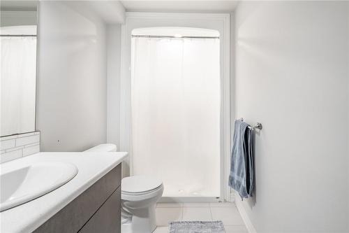 9469 Tallgrass Avenue, Niagara Falls, ON - Indoor Photo Showing Bathroom