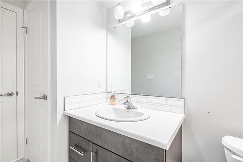 9469 Tallgrass Avenue, Niagara Falls, ON - Indoor Photo Showing Bathroom