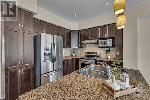 408 Arncliffe Avenue, Ottawa, ON - Indoor Photo Showing Kitchen With Stainless Steel Kitchen With Double Sink