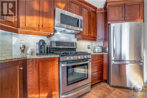90 George Street Unit#403, Ottawa, ON - Indoor Photo Showing Kitchen With Stainless Steel Kitchen