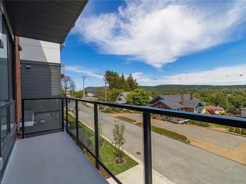 204-201 Dogwood Dr, Ladysmith, BC - Outdoor With View With Exterior