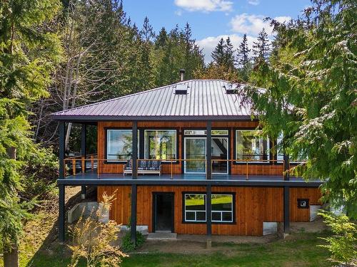 4 Mine Rd, Lasqueti Island, BC 