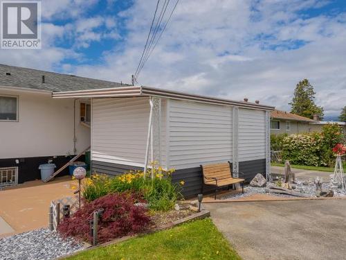 4046 Joyce Ave, Powell River, BC - Outdoor