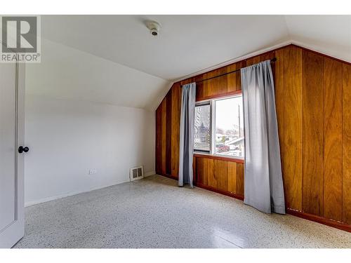 3207 16 Street, Vernon, BC - Indoor Photo Showing Other Room