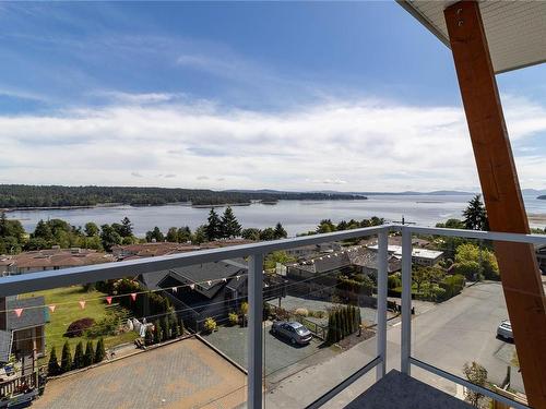 401-201 Dogwood Dr, Ladysmith, BC - Outdoor With Body Of Water With View