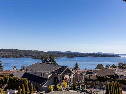 103-201 Dogwood Dr, Ladysmith, BC - Outdoor With Body Of Water With View