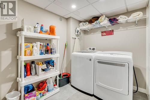 431 Okaview Road, Kelowna, BC - Indoor Photo Showing Laundry Room