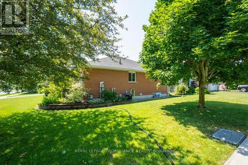 111 Hickory Grove, Belleville, ON - Outdoor