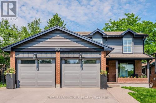 424 Belgreen Way, Waterloo, ON - Outdoor With Facade