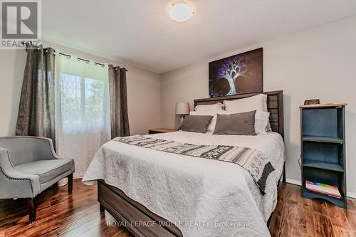 424 Belgreen Way, Waterloo, ON - Indoor Photo Showing Bedroom