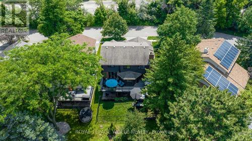 424 Belgreen Way, Waterloo, ON - Outdoor