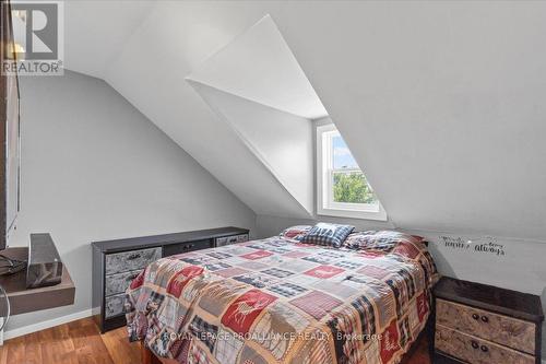 1874 County 2 Road, Prince Edward County, ON - Indoor Photo Showing Bedroom