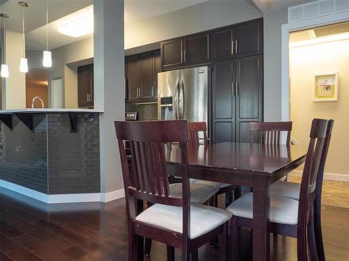 218 775 Sterling Lyon Parkway, Winnipeg, MB - Indoor Photo Showing Dining Room