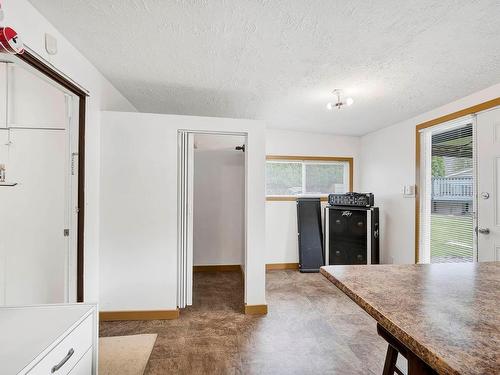 4104 Davie Road, Kamloops, BC - Indoor Photo Showing Other Room