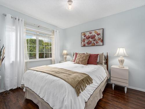 707 Elm Street, Ashcroft, BC - Indoor Photo Showing Bedroom