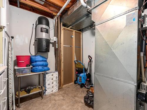 707 Elm Street, Ashcroft, BC - Indoor Photo Showing Basement