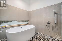 Full Bathroom / Shower & Bath Room - 