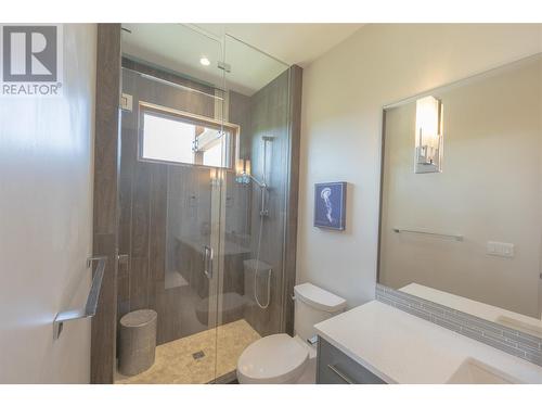 3194 Dunster Road, Kelowna, BC - Indoor Photo Showing Bathroom