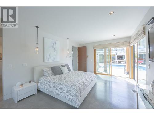 3194 Dunster Road, Kelowna, BC - Indoor Photo Showing Bedroom