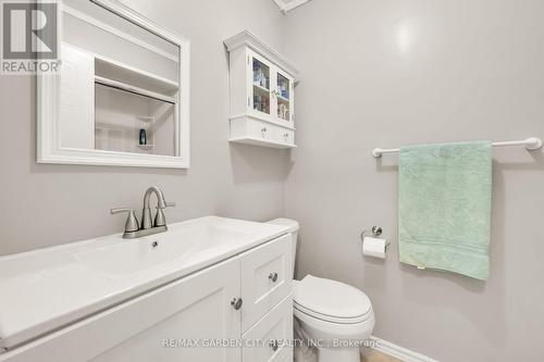 1339 Hazel Mccleary Drive, Oakville, ON - Indoor Photo Showing Bathroom