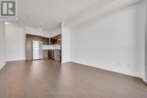 1612 - 65 Speers Road, Oakville, ON - Indoor Photo Showing Kitchen