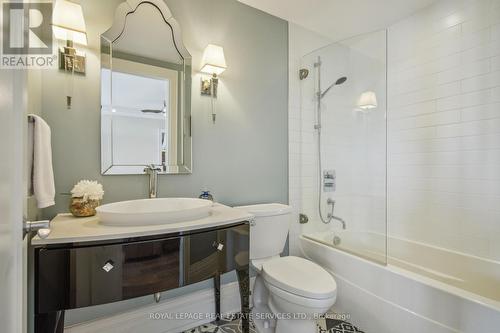 607 - 383 Ellis Park Road, Toronto, ON - Indoor Photo Showing Bathroom