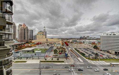 1222 - 3888 Duke Of York Boulevard, Mississauga, ON - Outdoor With View