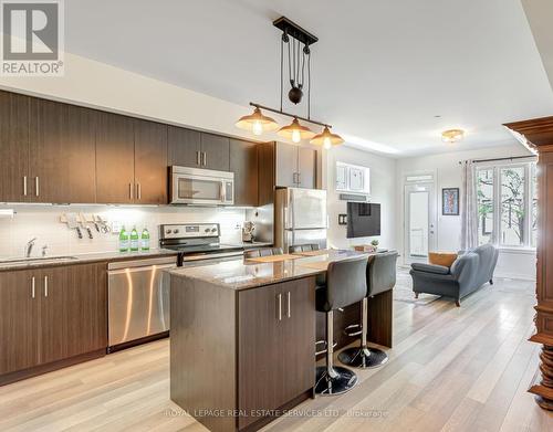 140 - 50 Carnation Avenue, Toronto, ON - Indoor Photo Showing Kitchen With Stainless Steel Kitchen